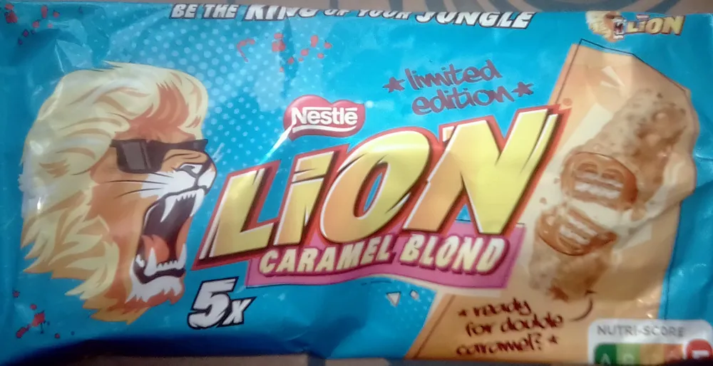 Lion caramel blond