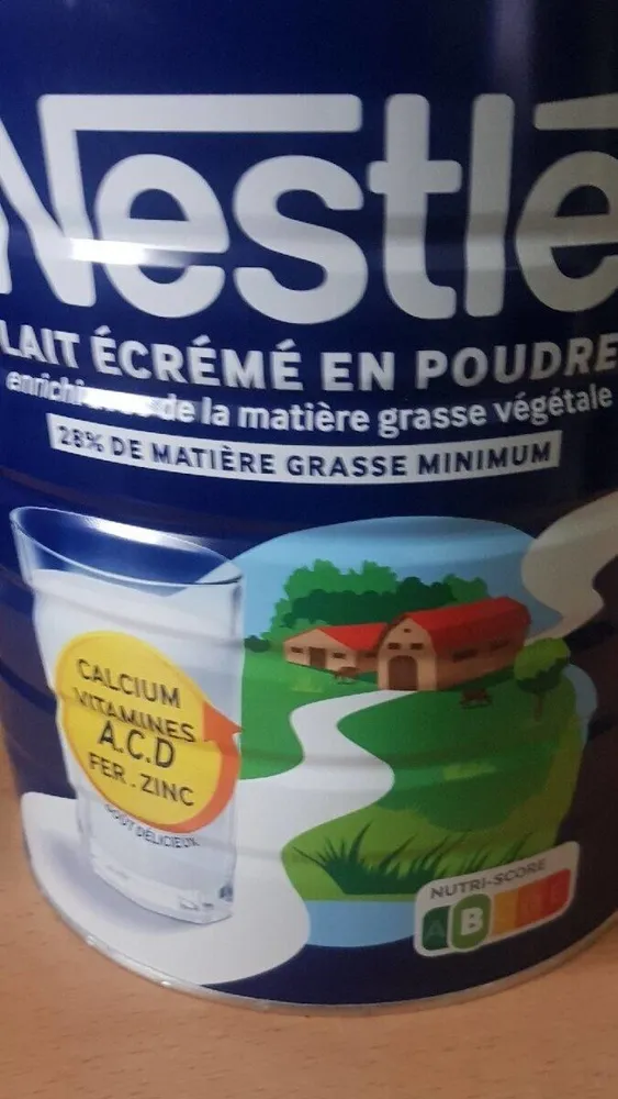 Nestlé lait écrémé en poudre