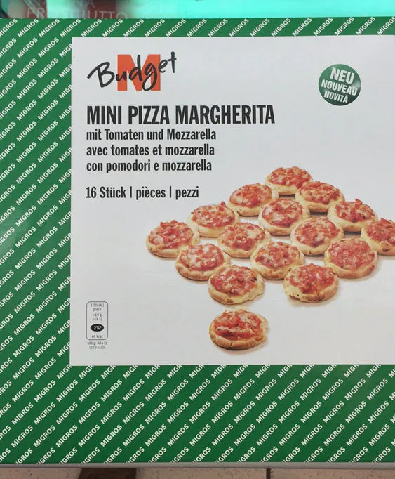 MINI PIZZA MARGHERITA avec tomates et mozzarella
