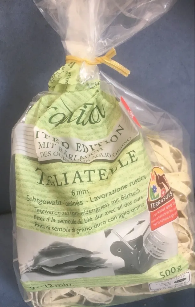 Pâtes à la semoule de blé dur avec ail des ours