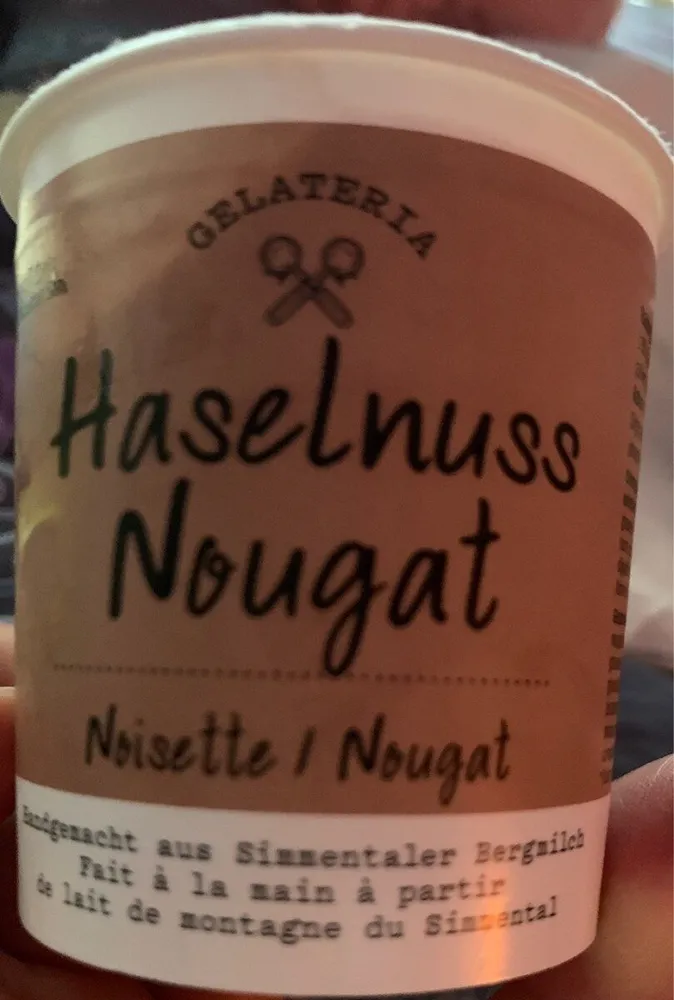 Haselnuss nougat