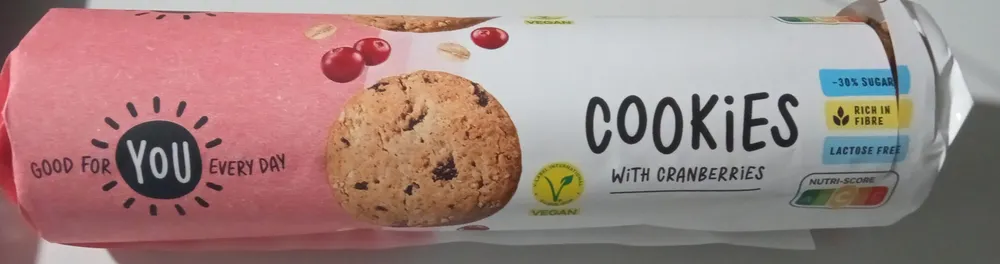 Cookies with cranberries