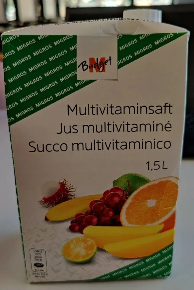 Jus multivitaminé