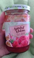 Confiture extra fraises et maracuja