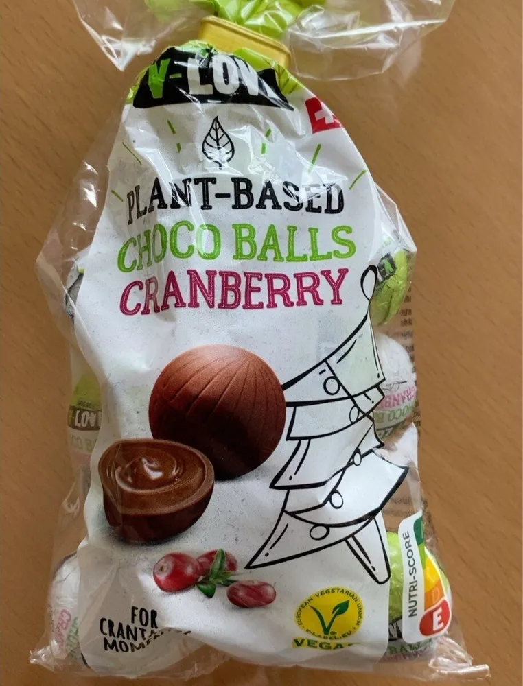 Plant-Based Choco balls cranberry