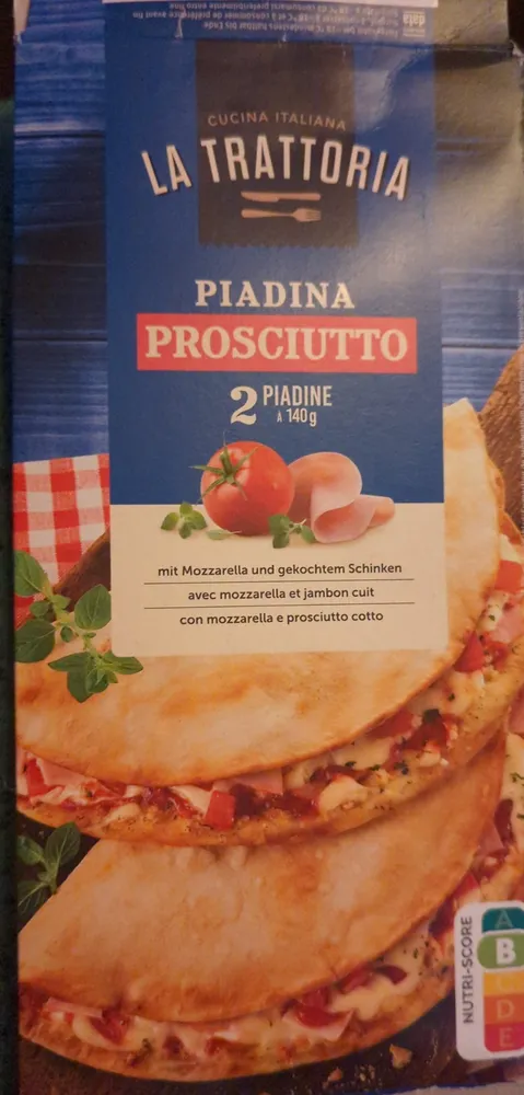 Piadina mit Mozzarella und gekochtem Schinken