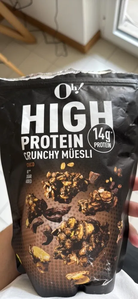 HIGH PROTEIN CRUNCHY MÜESLI