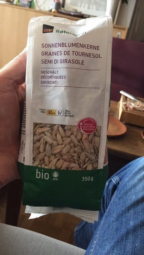 Sonnenblumenkerne geschält