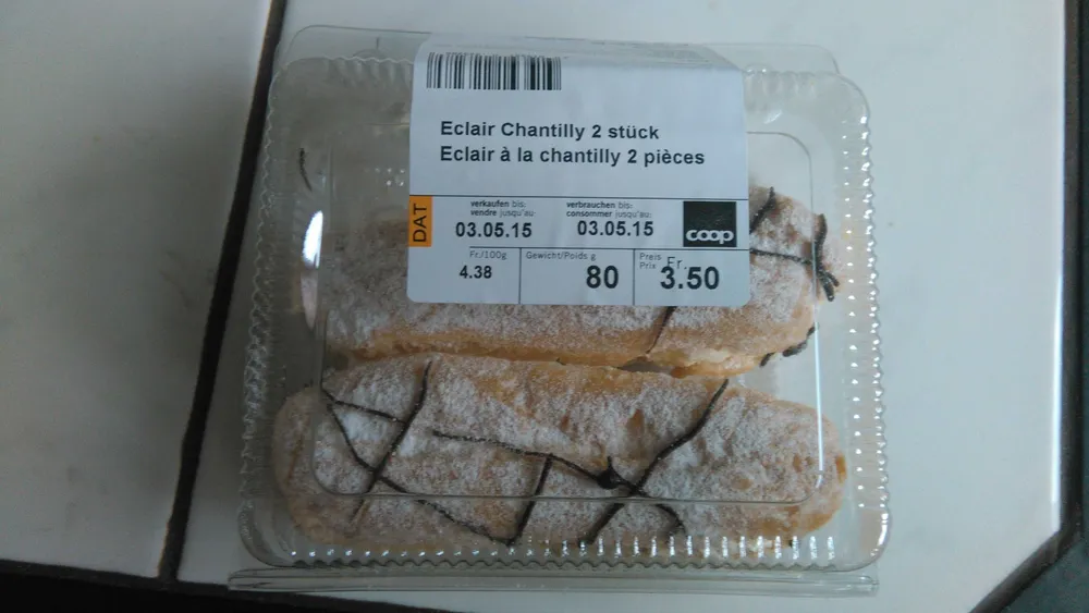 Éclair Chantilly