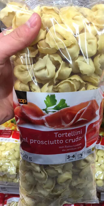 Tortelloni au jambon cru