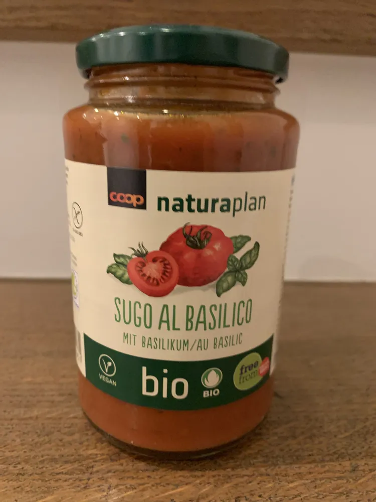 Tomatensauce mit Basilikum