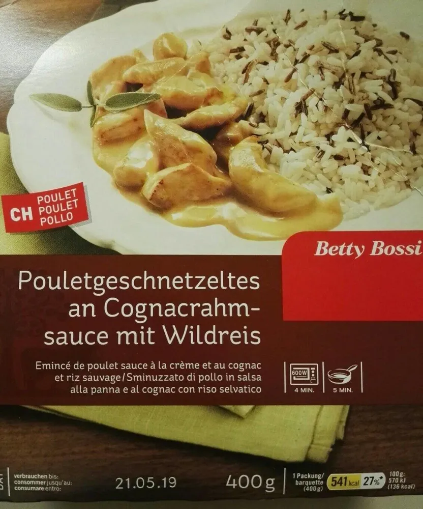 Emincé de poulet sauce à la crème et au cognac et riz sauvage