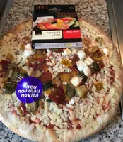 Pizza verdura e feta