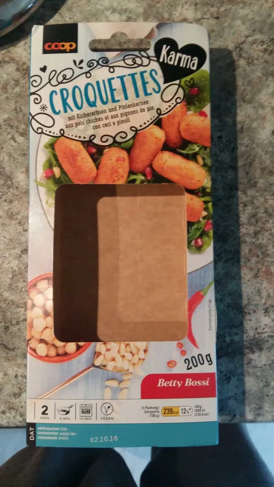 Croquettes aux pois chiche et aux pignons de pin