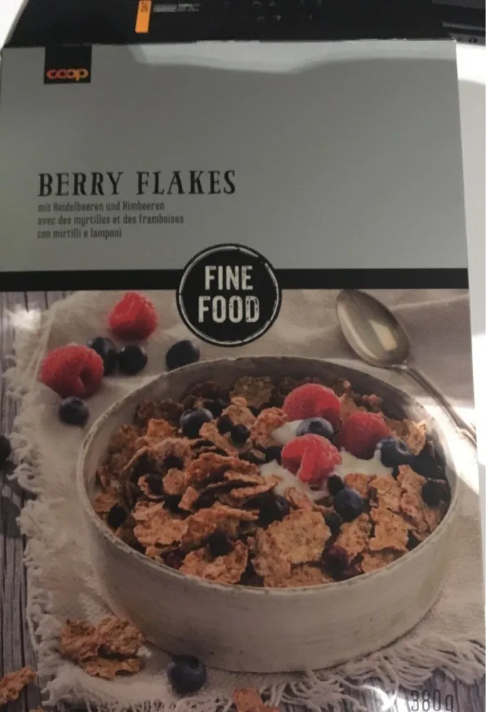 Coop Berry Flakes Fine Food