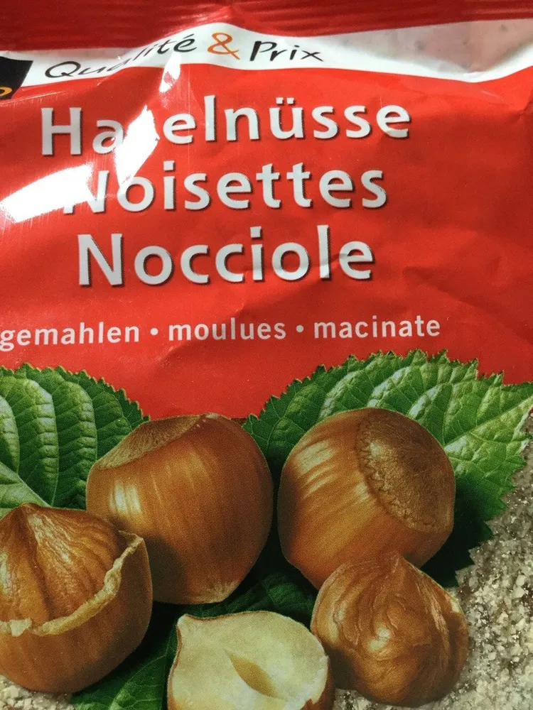 Haselnüsse gemahlen