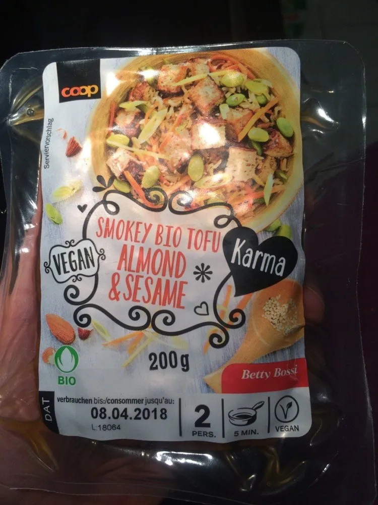 Smokey Bio Tofu Almond & Sesame