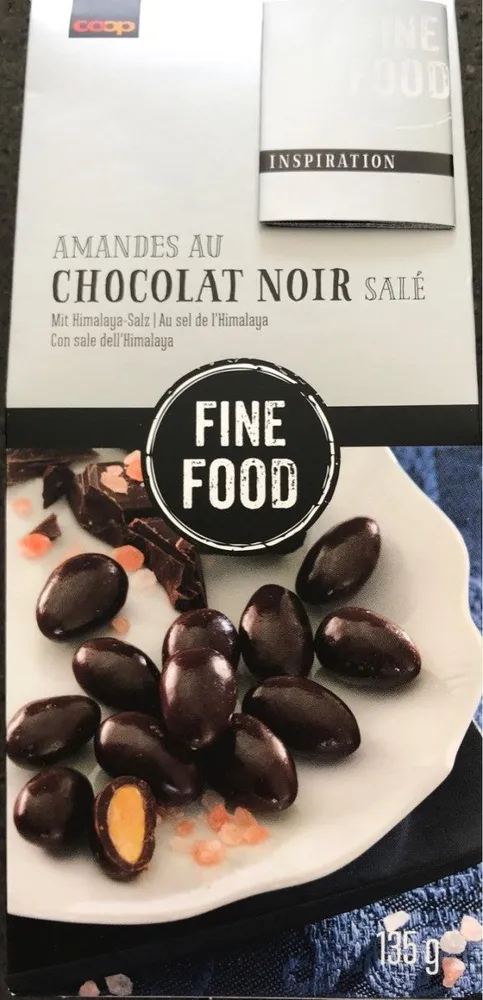 Amandes au chocolat noir salé
