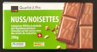 Chocolat au lait suisse avec des éclats de noisettes