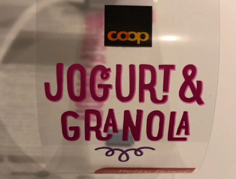 Jogurt et granola