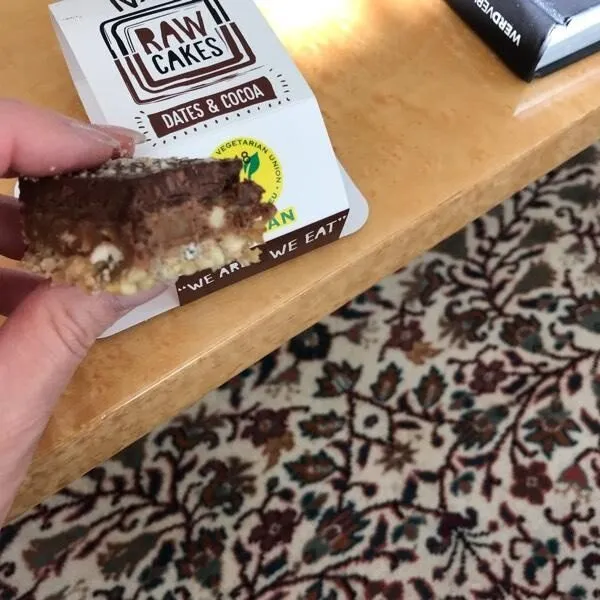 Raw Cakes