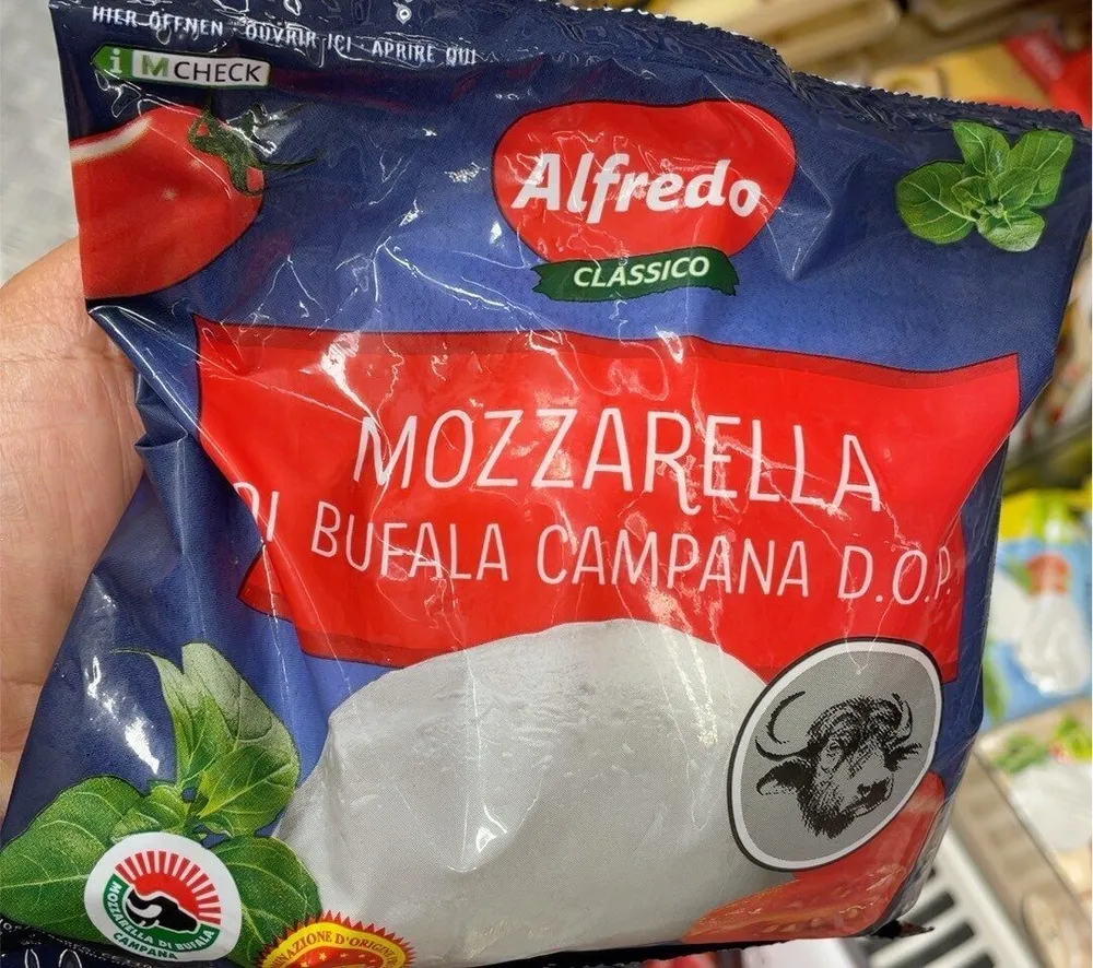 Mozzarella di buffola