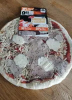Pizza prosciutto & mascarpone
