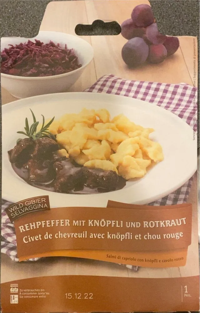 Civet de chevreuil avec knöpfli et chou rouge