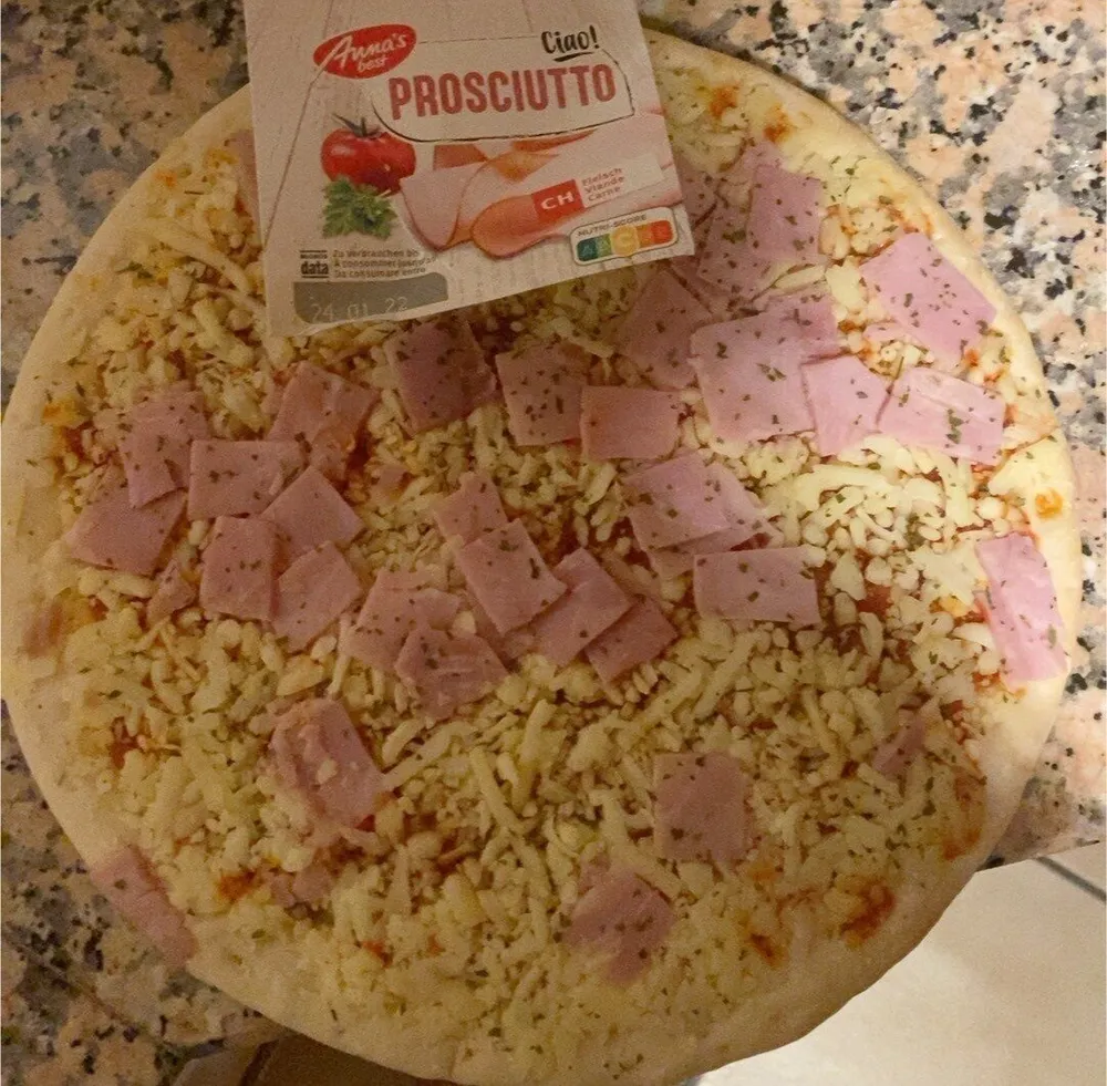 Pizza prosciutto