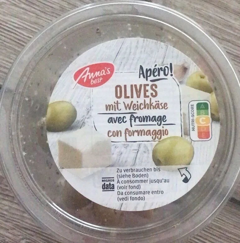 Oliven mit Weichkäse