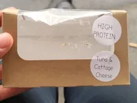 Sandwich tuna and cottage cheese