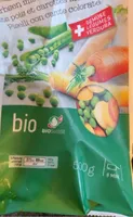 Petits pois et carottes multicolores