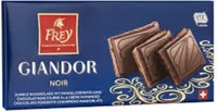 Chocolat noir fourré à la crème d'amandes