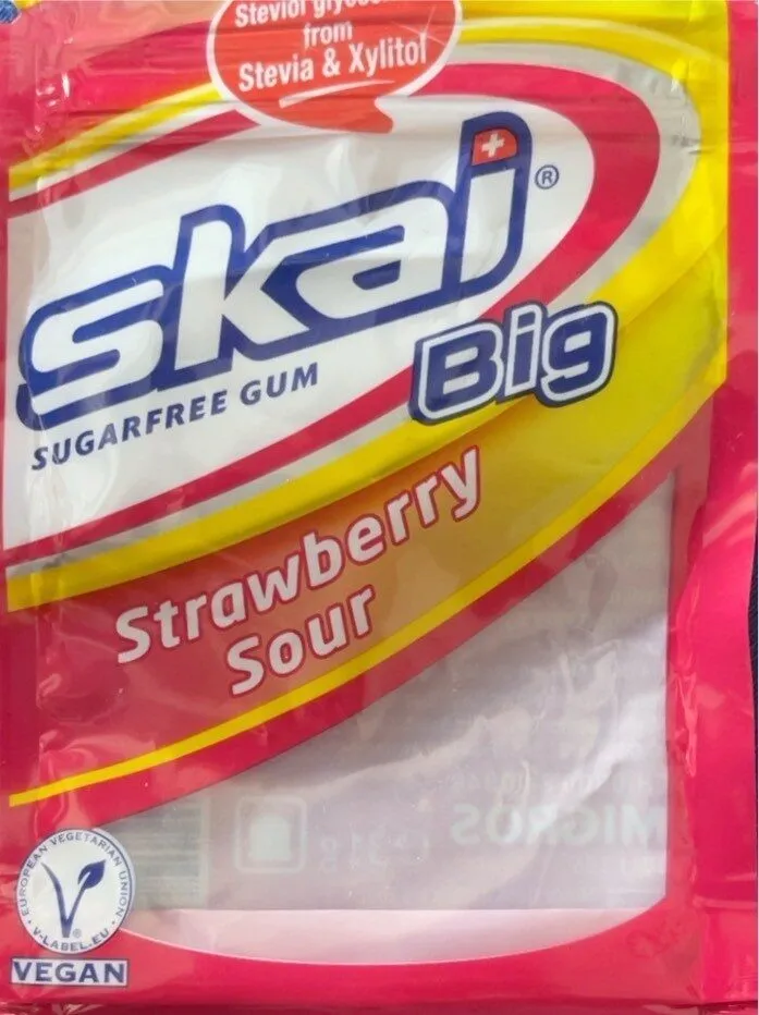 Skai big strawberry sour