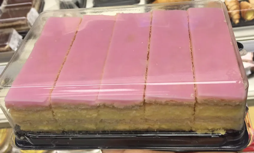 Pâtisserie en Pâte feuilletée avec Crème