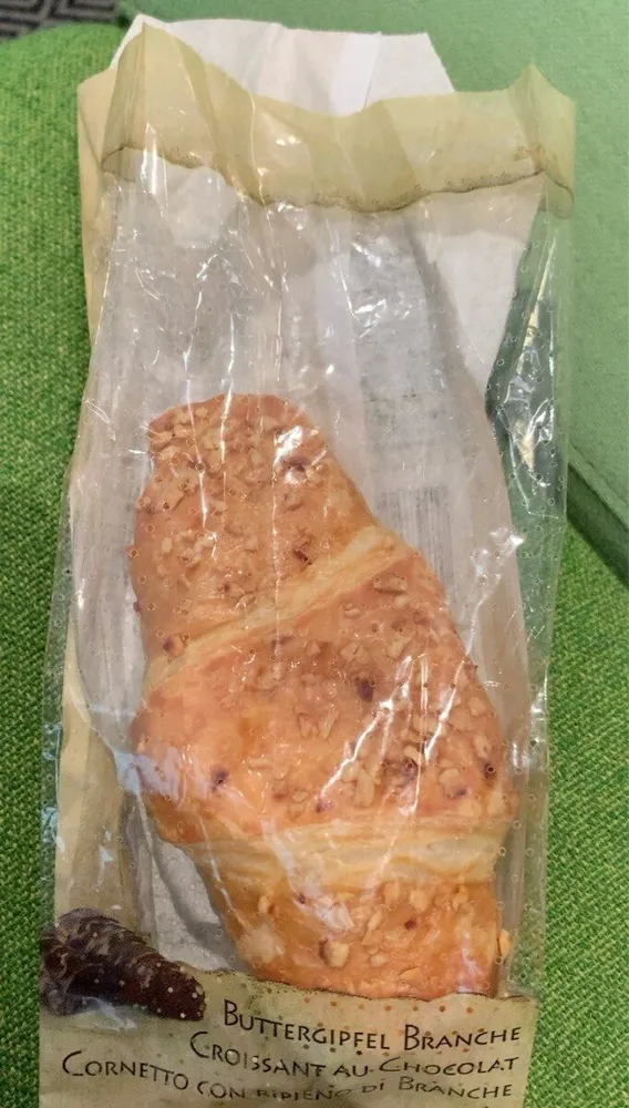 Croissant au chocolat