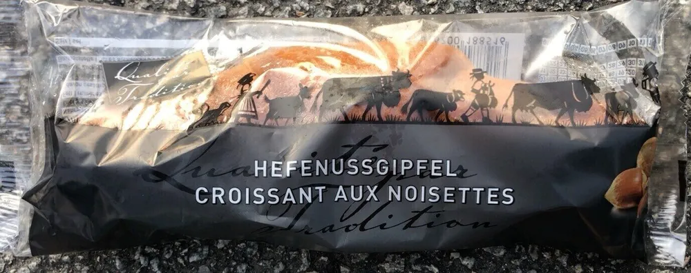 Croissant aux noisettes