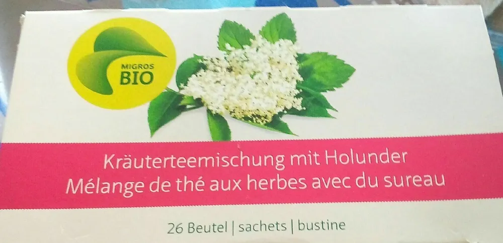 Mélange de thé aux herbes avec du sureau