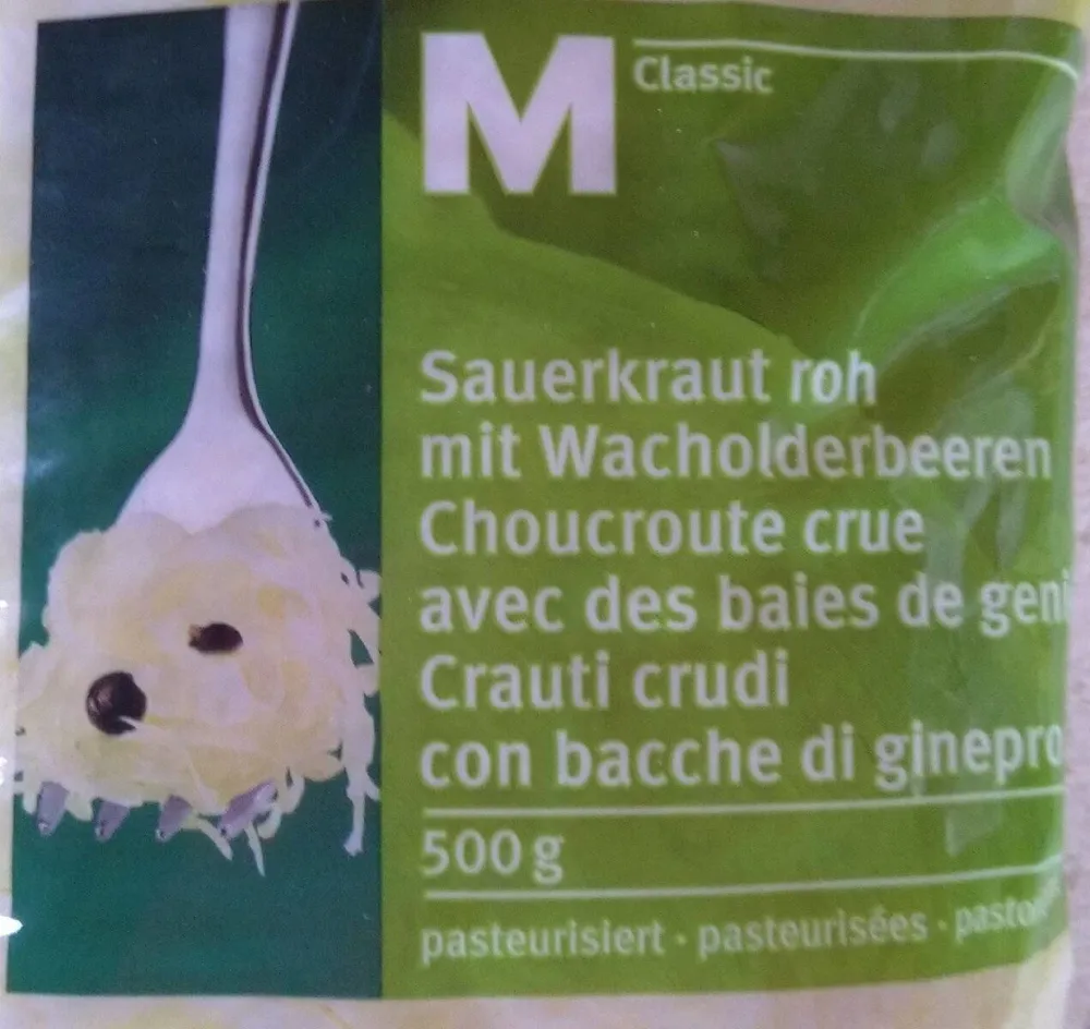 Choucroute crue avec baies de genièvre