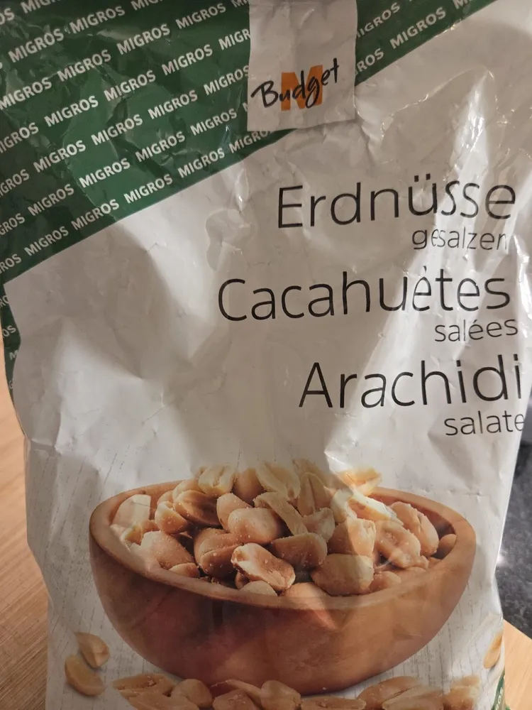 Erdnüsse