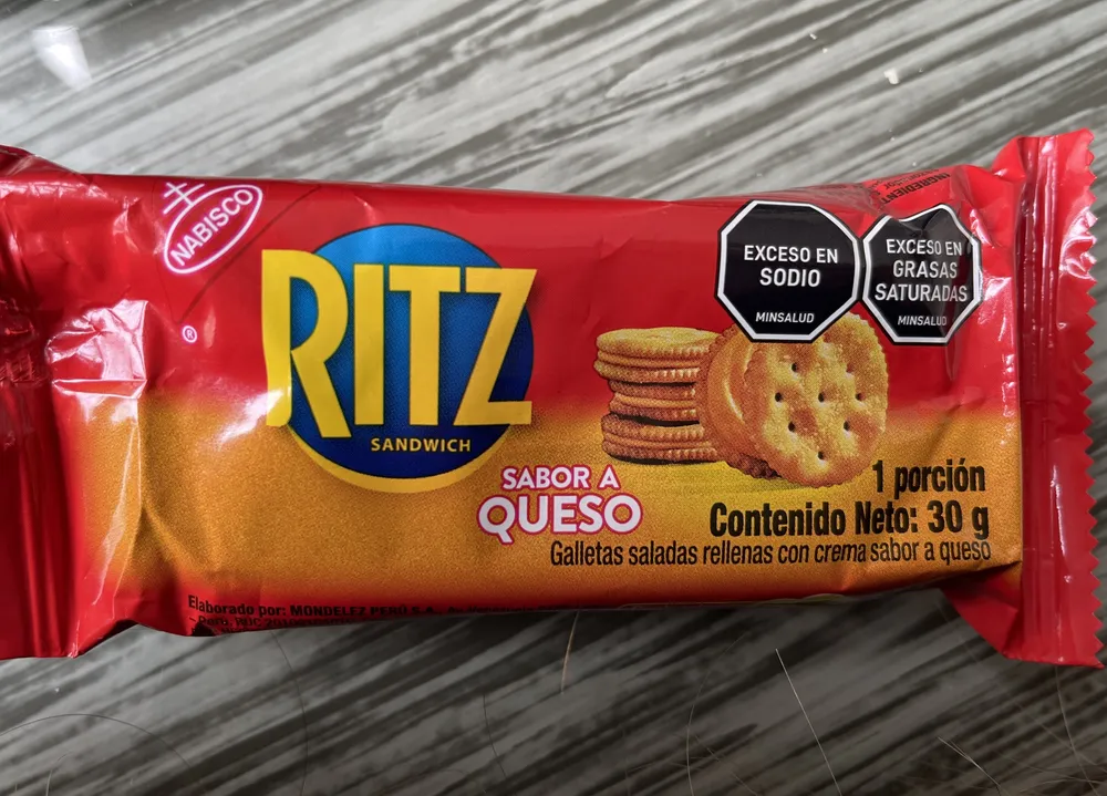 RITZ Sandwich sabor a queso