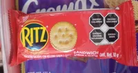 Ritz sandwich queso