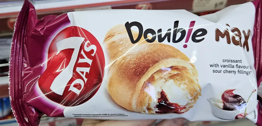 Double Max croissant with vanilla flavour & sour cherry filling