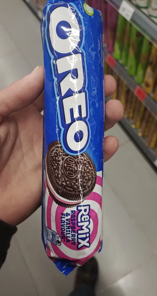 Biscuits Remix Raspberry and Vanilla Flavour