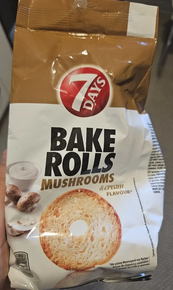 Bake Rolls Mushrooms Cream Flavour