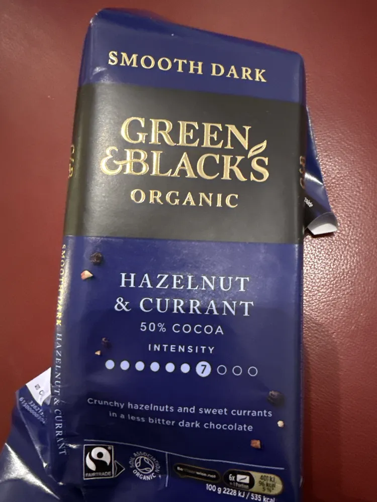 Hazelnut And Currant Chocolate