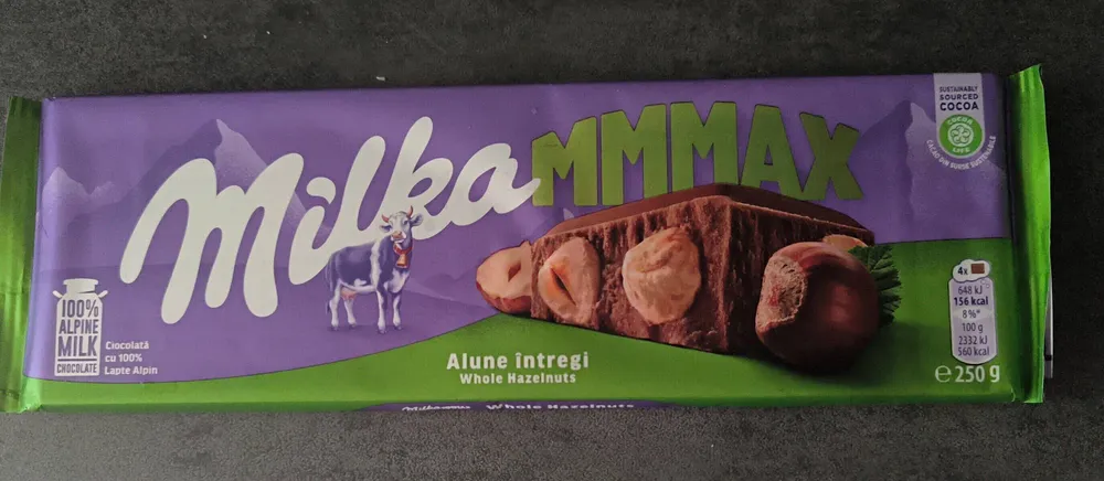 Ciocolata cu alune intregi 250g