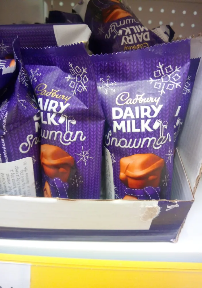 Dairy Milk Snowman chocolate mousse 30G
