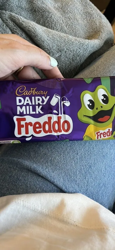 DAIRY MILK Freddo