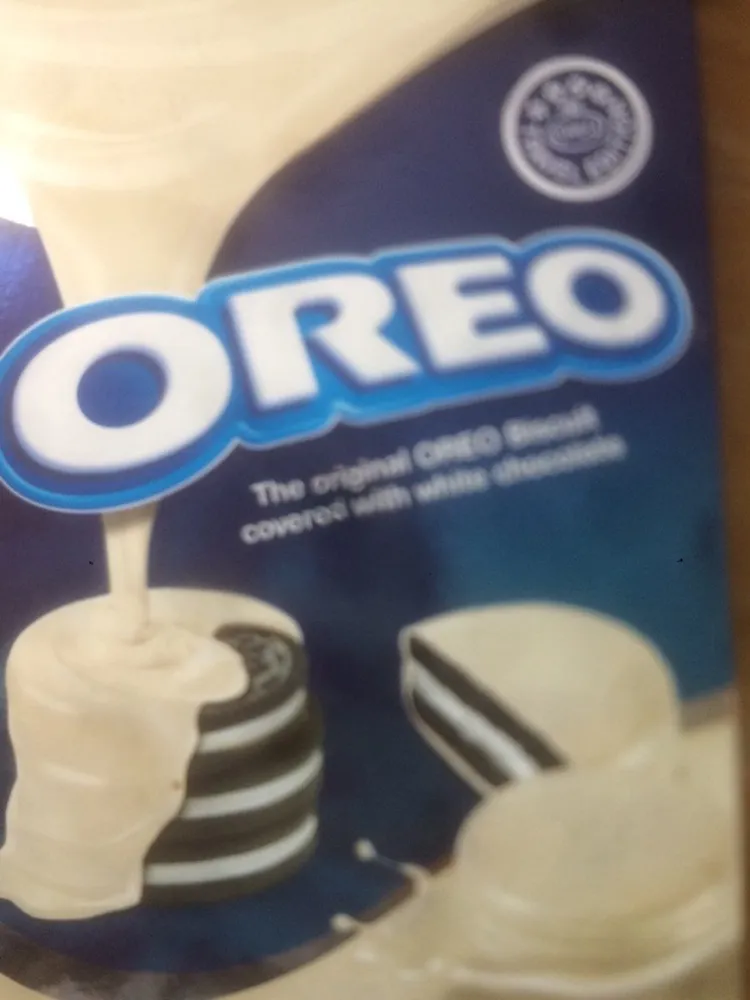 Oreo cookies white chocolate covered